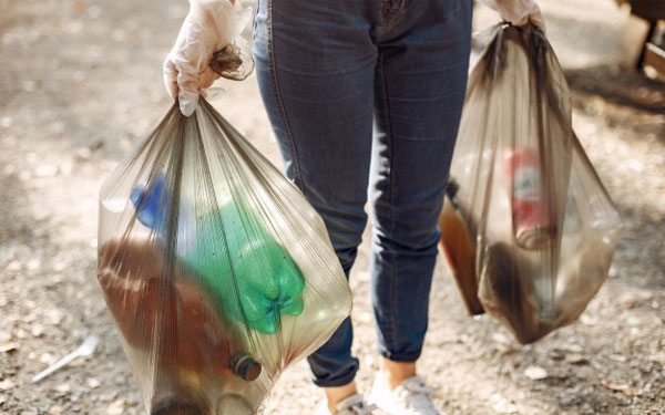 Változtak a kommuniális hulladék „zsákos” elszállításának feltételei Dombóváron