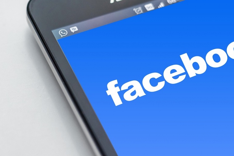 Milliárdokat különített el magántitkok megsértése miatt büntetésre a Facebook