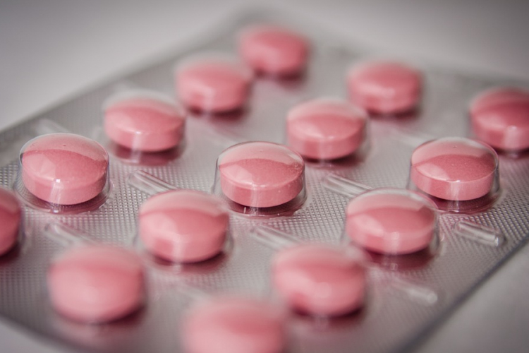 Koronavírus elleni tablettát készített a Pfizer