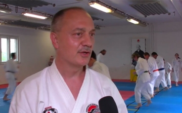 Bemutatkozik a Dombóvári Karatesuli