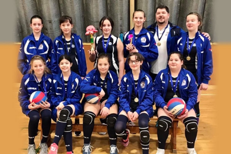 A Dombóvári Amatőr Röplabda Club SzE folytathatta megkezdett versenysorozatát