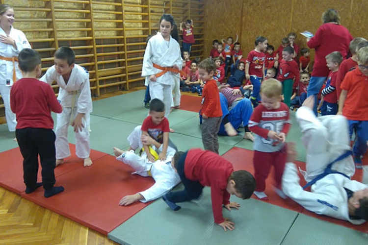 Judo bemutató a Szivárvány Oviban