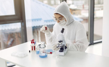 Az új típusú koronavírus valószínűleg nem laboratóriumból szabadult ki, de ez sem tudható bizonyossággal,