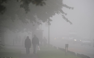 Sűrű a köd az ország nagy részén – figyelmeztetés